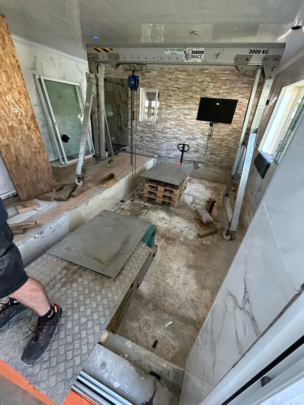 grue a portique mobile manutention lourde jacuzzi rennes