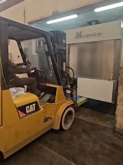 manutention chariot elevateur 5 tonnes machine industriel rennes
